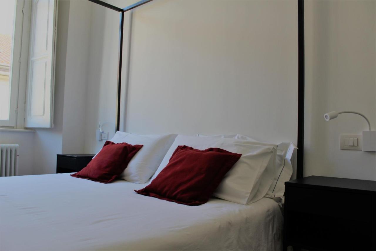 Palazzo Della Torre Elegant Apartment In Como Ngoại thất bức ảnh