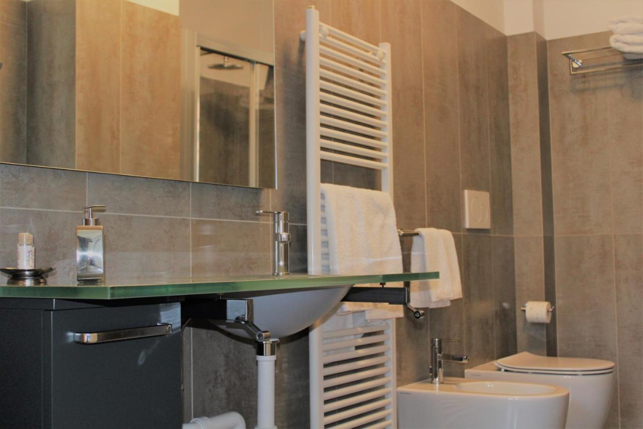 Palazzo Della Torre Elegant Apartment In Como Ngoại thất bức ảnh