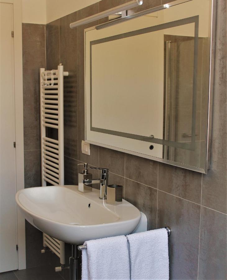 Palazzo Della Torre Elegant Apartment In Como Ngoại thất bức ảnh