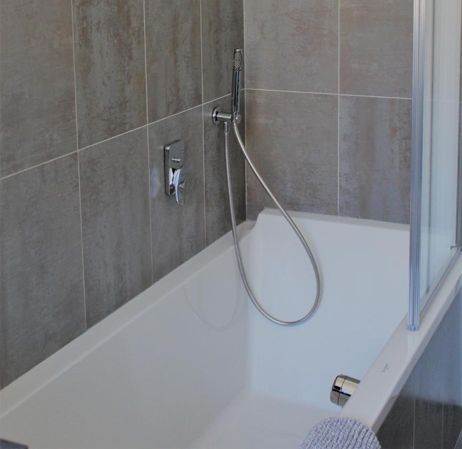 Palazzo Della Torre Elegant Apartment In Como Ngoại thất bức ảnh